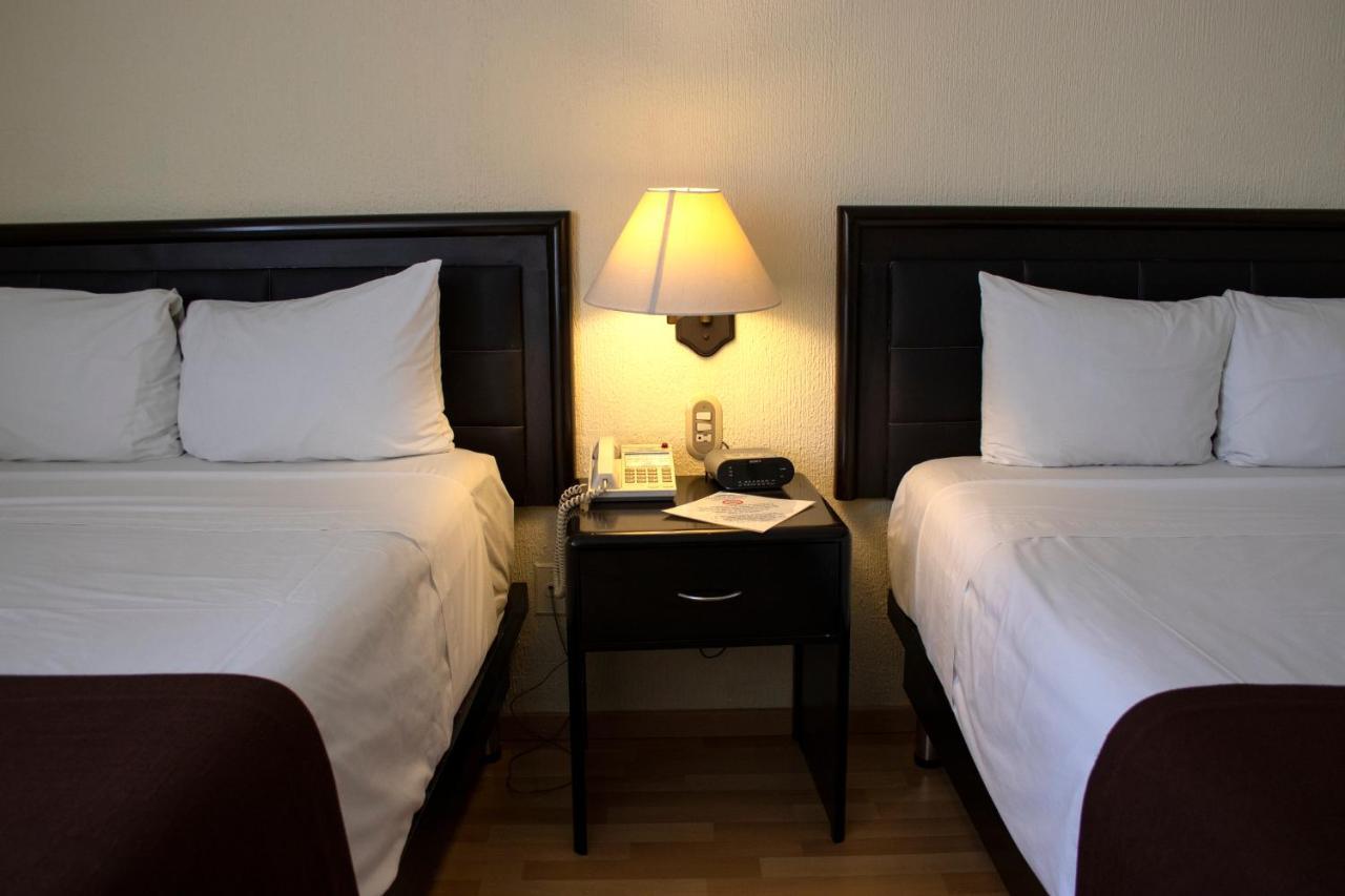 Hotel Santa Irene Guadalajara Esterno foto