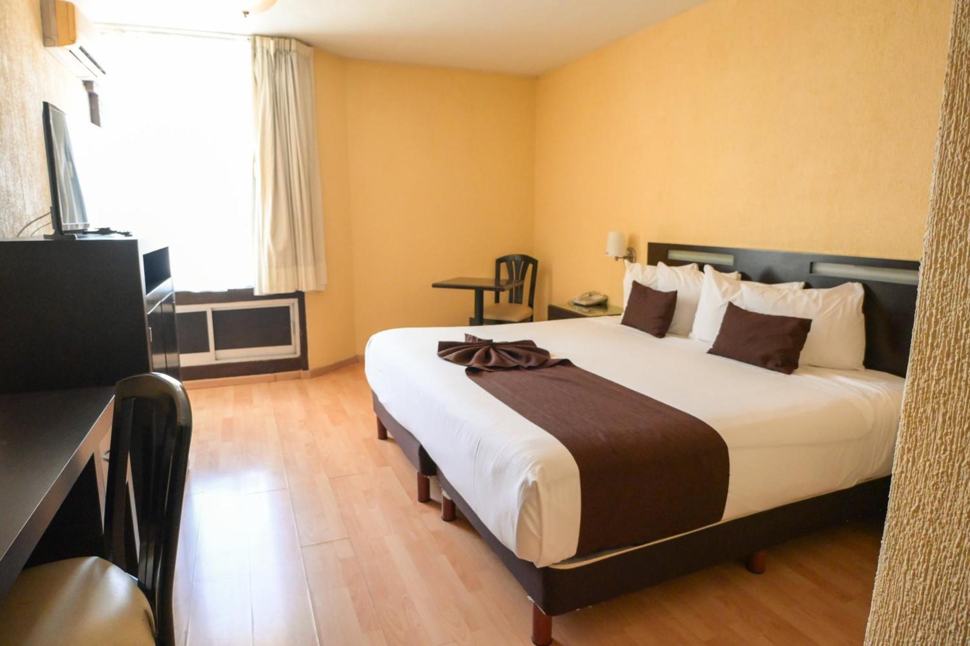 Hotel Santa Irene Guadalajara Esterno foto