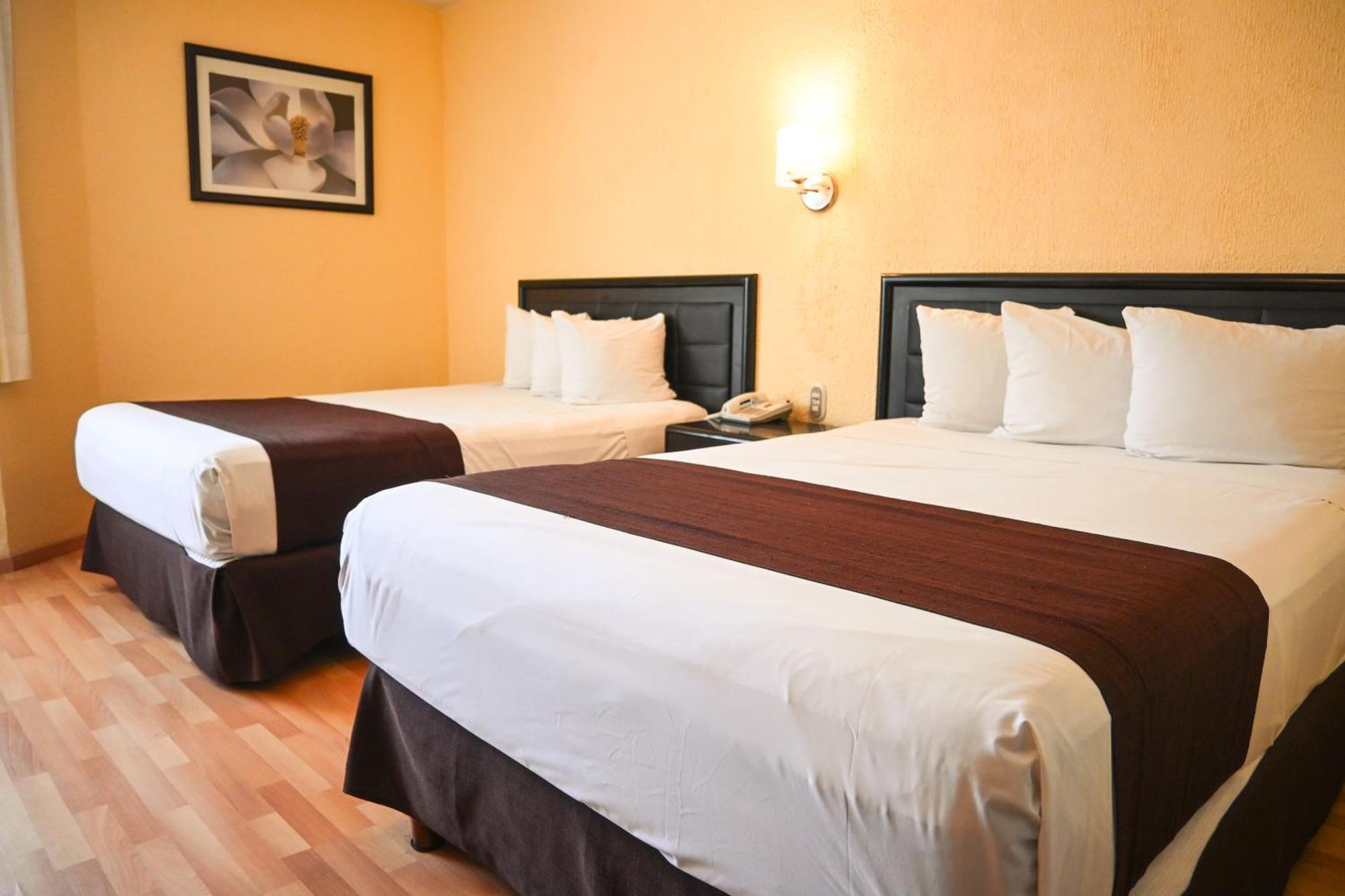 Hotel Santa Irene Guadalajara Esterno foto