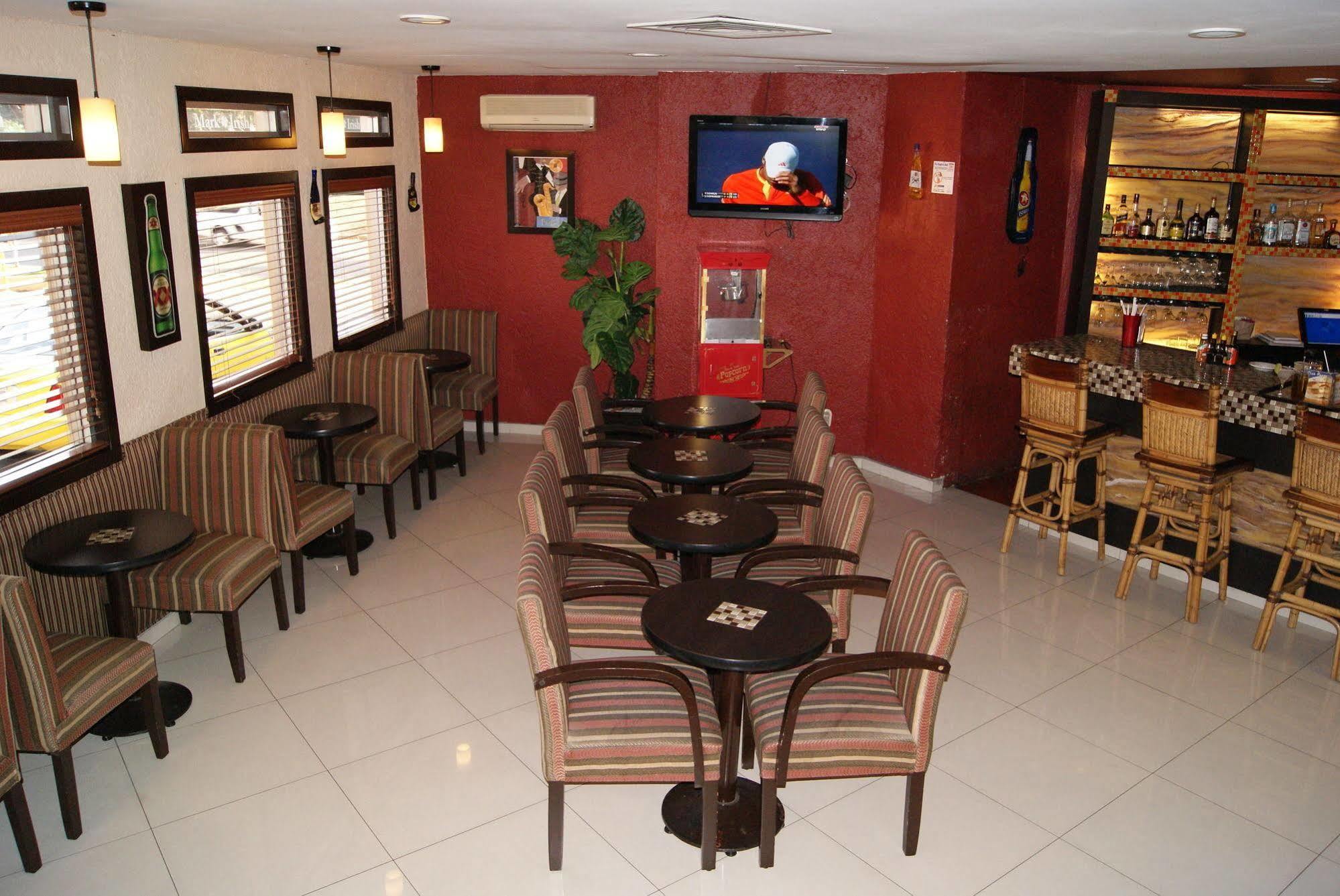 Hotel Santa Irene Guadalajara Esterno foto